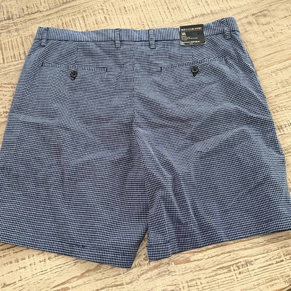 Men’s NWT Banana Republic  Aiden club shorts size 38 waist
